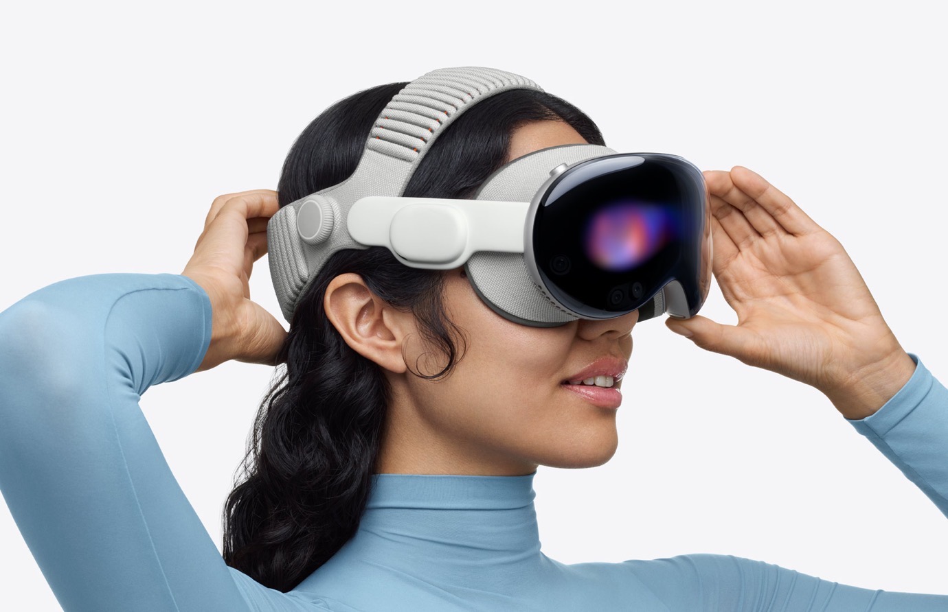 Apple launches M5 powered Vision Pro with new Dual Knit Band – Six Colors